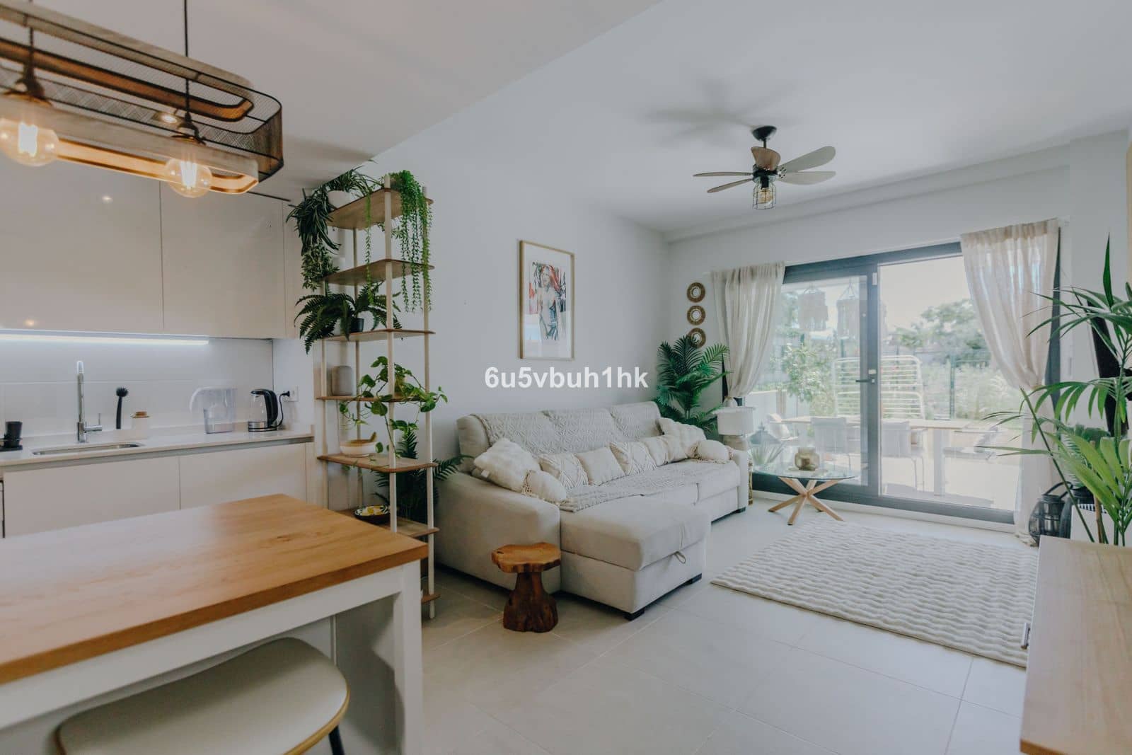 2 slaapkamer Appartement te koop in Estepona met zwembad - € 450.000 (Ref: 9809753)