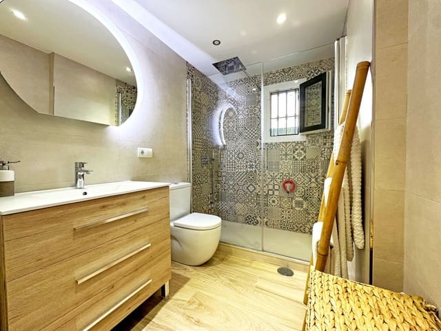 2 slaapkamer Appartement te koop in Estepona met zwembad - € 449.000 (Ref: 9809755)