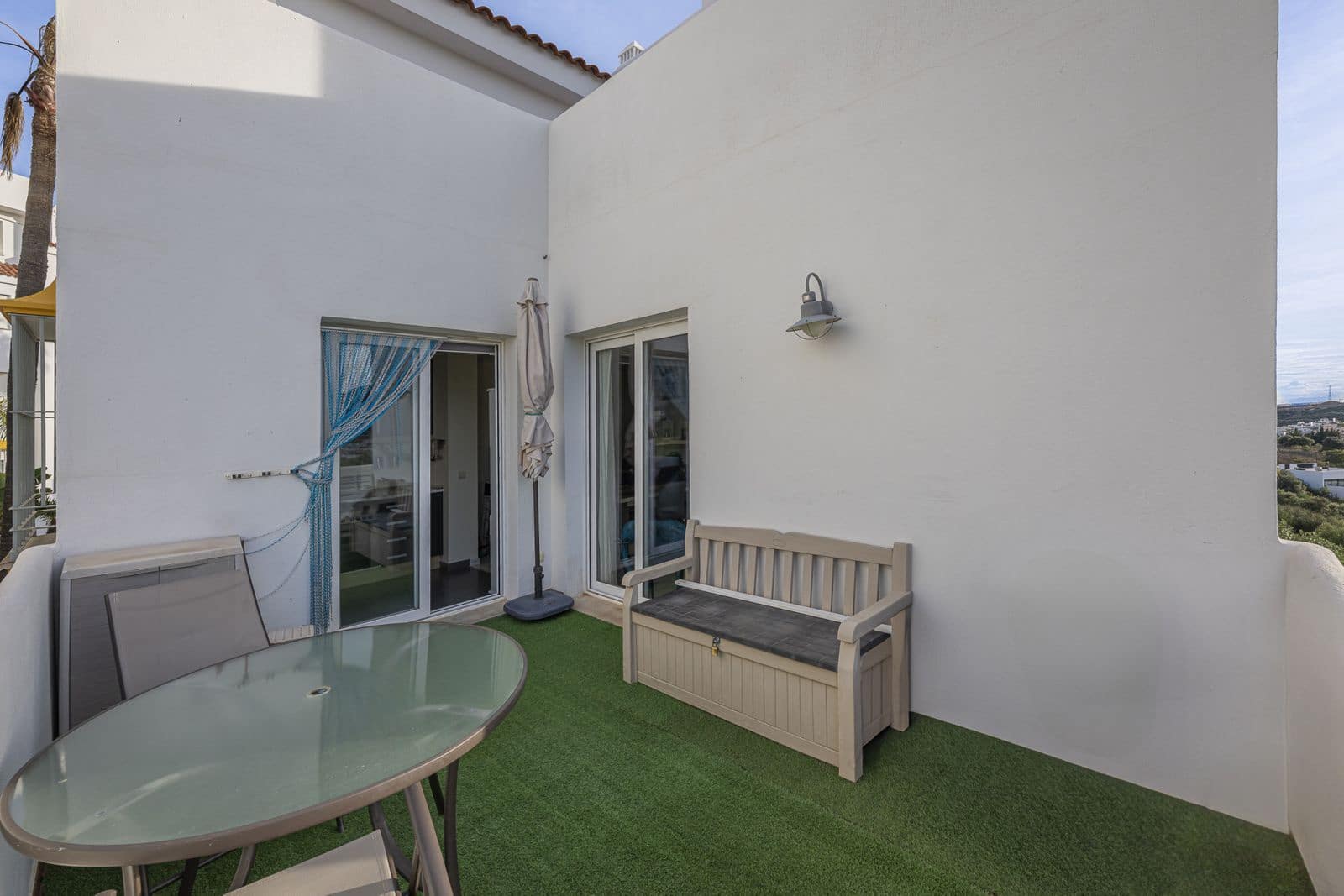 2 bedroom Apartment for sale in Estepona with pool - € 324,999 (Ref: 9809795)