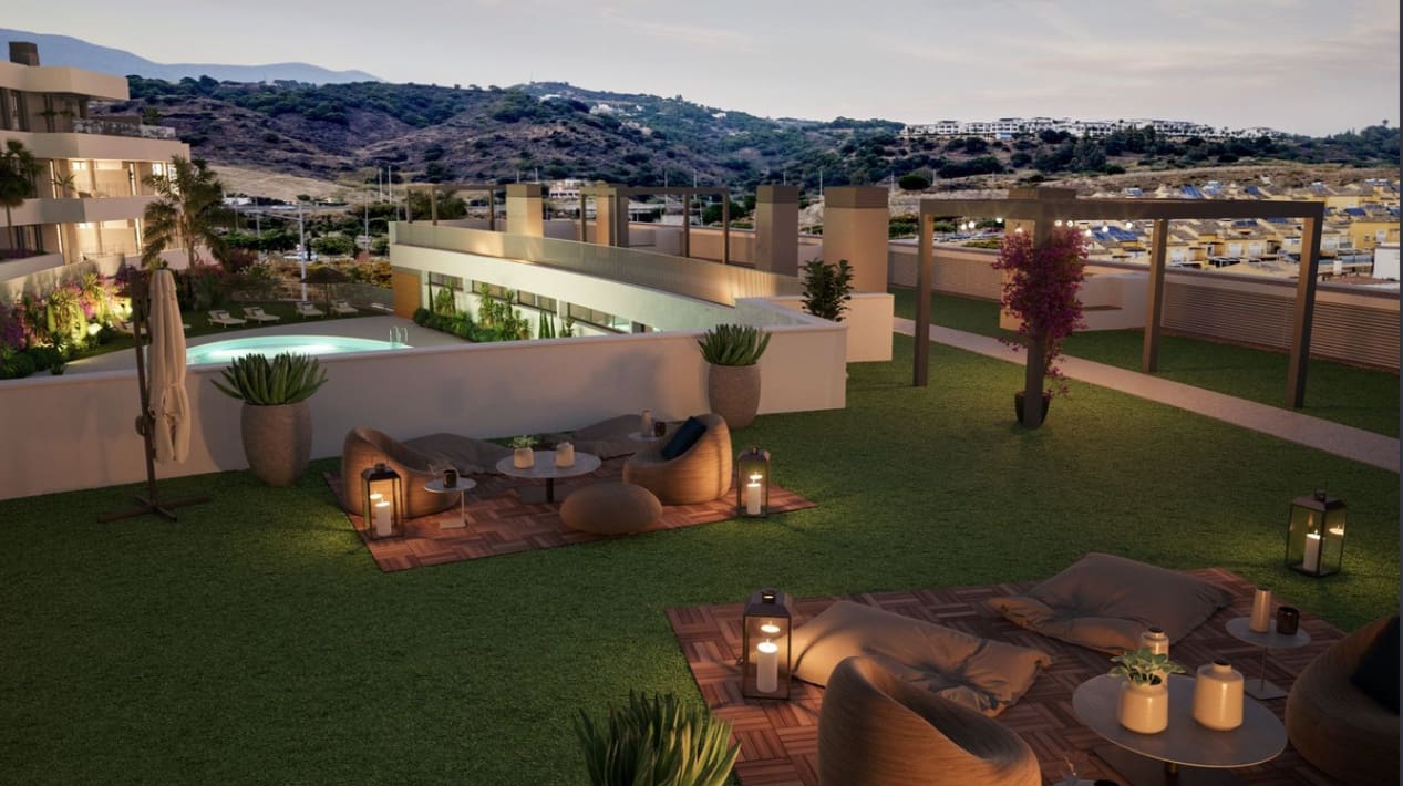 3 Zimmer Apartment zu verkaufen in Estepona mit Pool Garage - 489.000 € (Ref: 9809817)