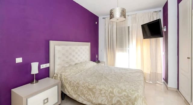 Ático de 2 habitaciones en Mijas Golf, Mijas en venta con piscina garaje - 449.000 € (Ref: 9812469)