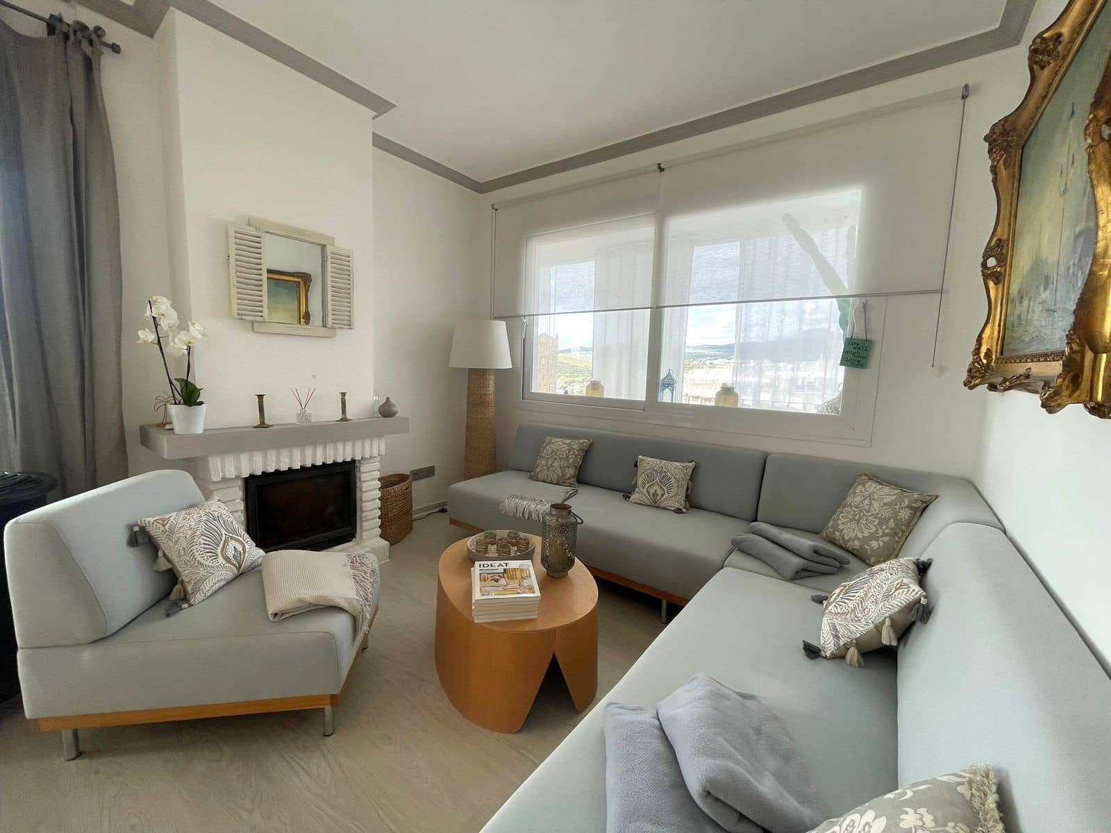 2 soverom Penthouse til salgs i Estepona med svømmebasseng garasje - € 399 000 (Ref: 9812481)