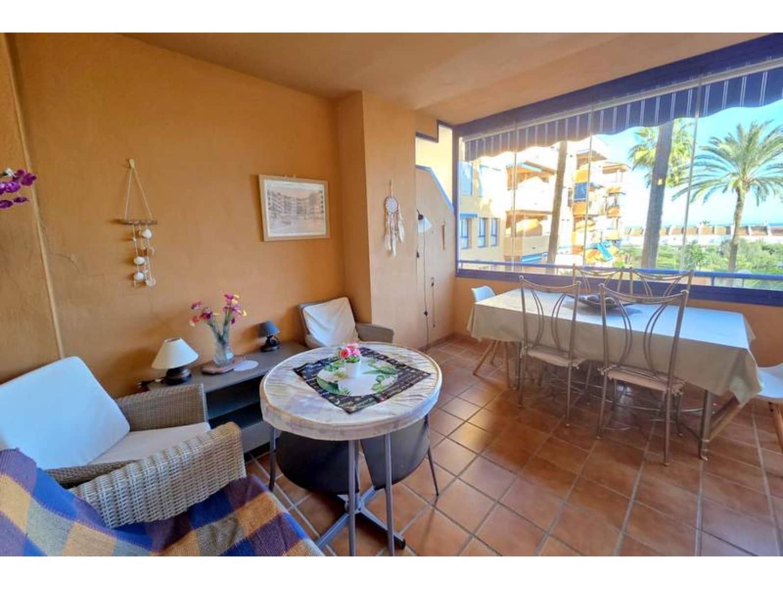 2 slaapkamer Appartement te koop in La Duquesa / Puerto de la Duquesa met zwembad - € 269.000 (Ref: 9812482)