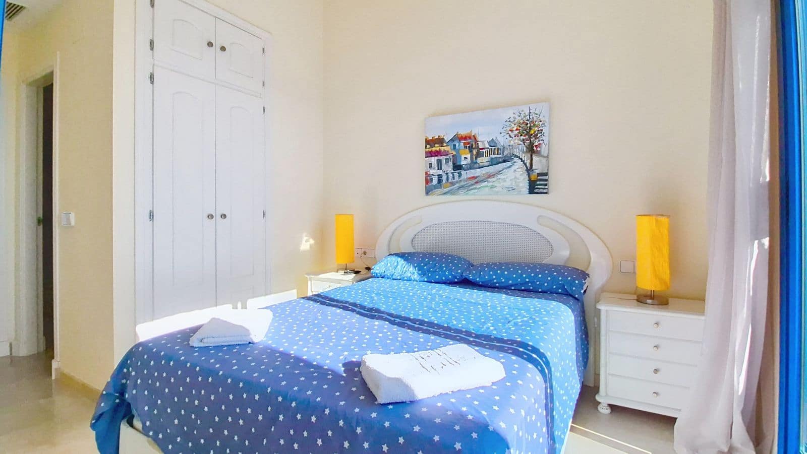 3 soveværelse Penthouse til salg i La Duquesa / Puerto de la Duquesa med swimmingpool - € 395.000 (Ref: 9812529)