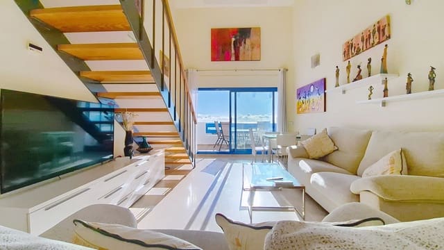 3 soveværelse Penthouse til salg i La Duquesa / Puerto de la Duquesa, Manilva med swimmingpool - € 395.000 (Ref: 9812529)