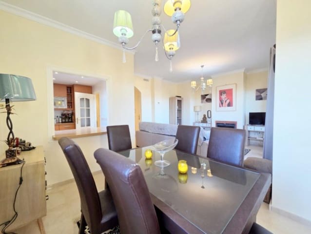 2 sypialnia Apartament na sprzedaż w La Duquesa / Puerto de la Duquesa, Manilva z basenem - 265 000 € (Ref: 9812532)