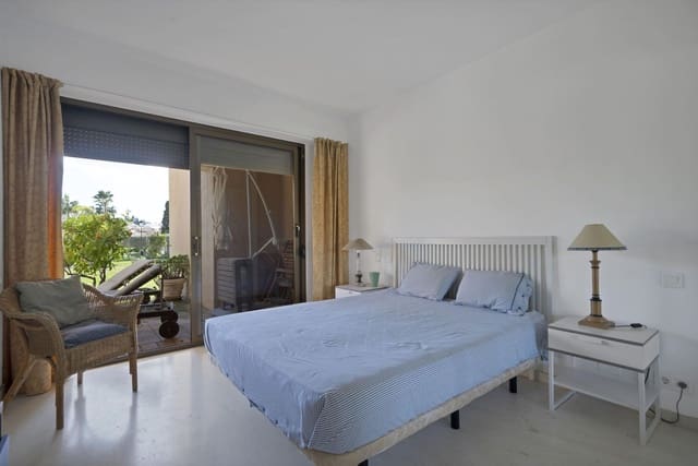 2 Zimmer Apartment zu verkaufen in Estepona mit Pool - 371.175 € (Ref: 9812534)