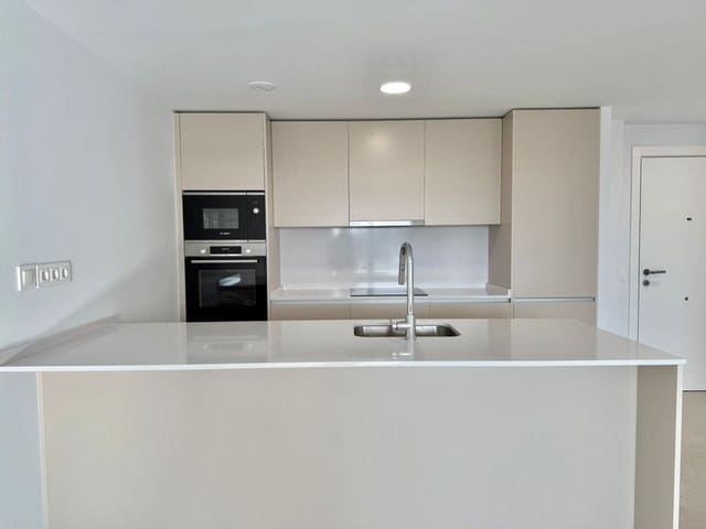 2 slaapkamer Appartement te koop in Estepona met zwembad - € 460.000 (Ref: 9812535)