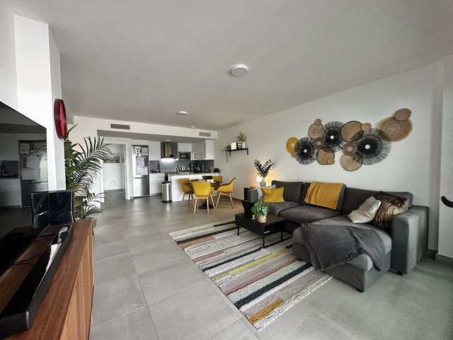 2 chambre Appartement à vendre à La Duquesa / Puerto de la Duquesa, Manilva avec piscine garage - 375 000 € (Ref: 9812537)