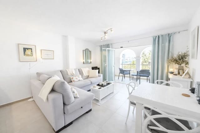 Apartamento de 2 habitaciones en La Duquesa / Puerto de la Duquesa, Manilva en venta - 310.000 € (Ref: 9812539)