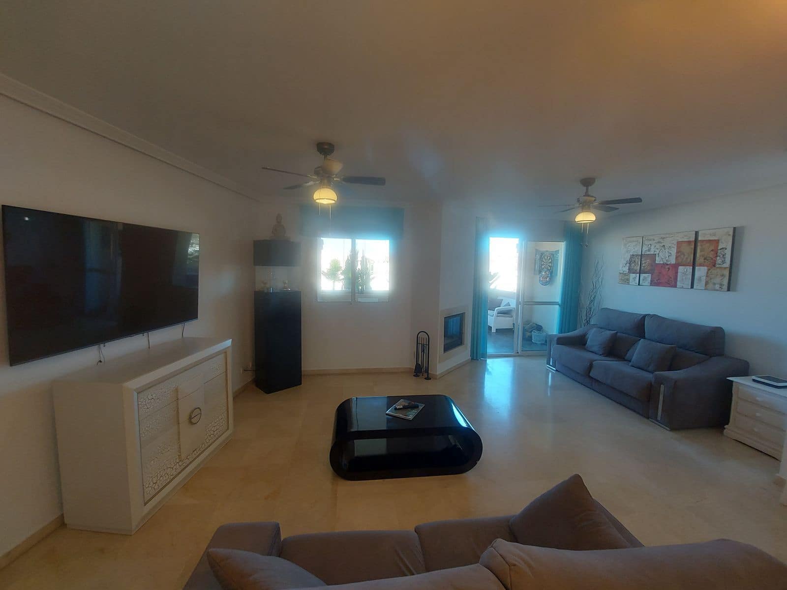 3 sypialnia Apartament na sprzedaż w La Duquesa / Puerto de la Duquesa z basenem garażem - 299 000 € (Ref: 9812592)