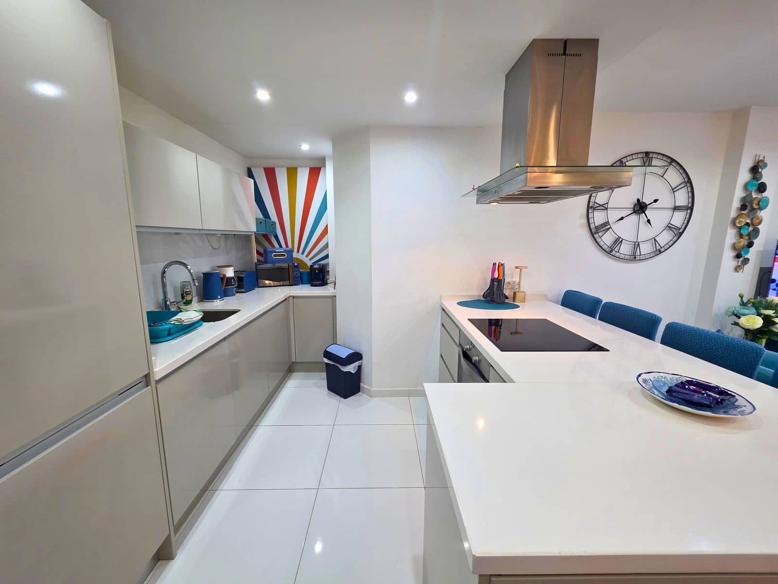 3 quarto Apartamento para venda em La Duquesa / Puerto de la Duquesa - 350 000 € (Ref: 9812599)