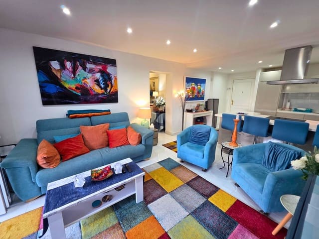 3 quarto Apartamento para venda em La Duquesa / Puerto de la Duquesa, Manilva - 350 000 € (Ref: 9812599)