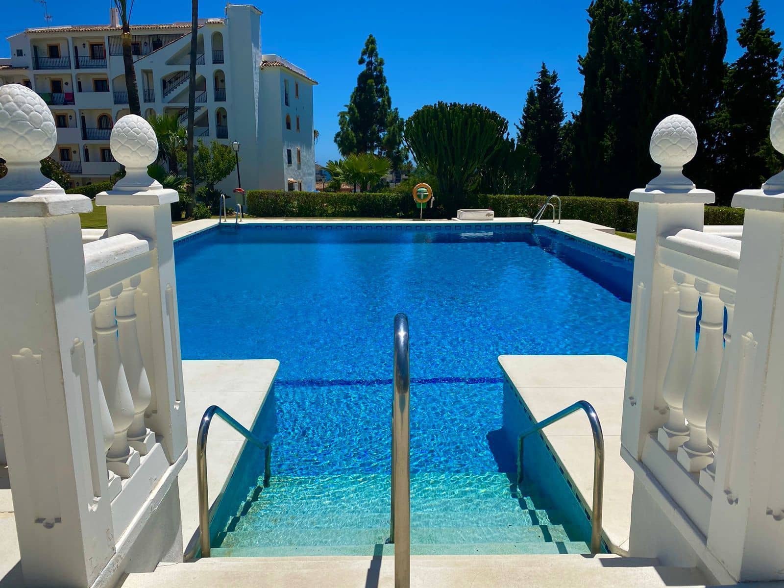 3 soverom Leilighet til salgs i Riviera del Sol med svømmebasseng - € 430 000 (Ref: 9812601)