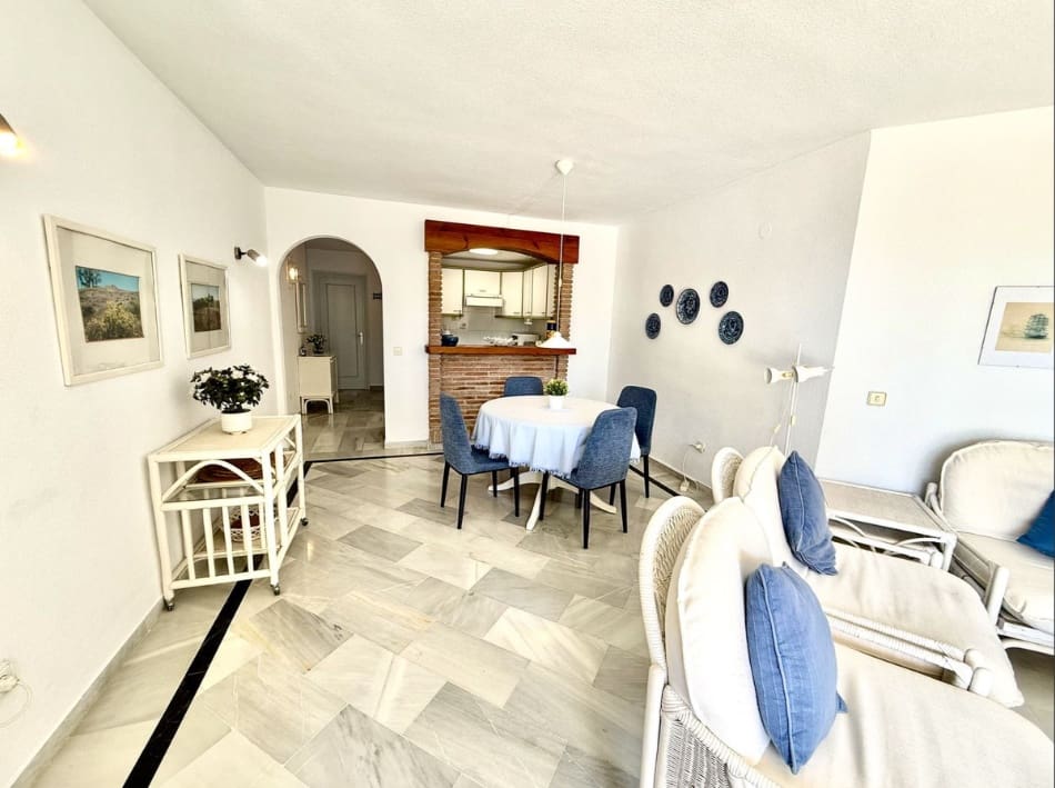 3 Zimmer Penthouse zu verkaufen in Calahonda mit Pool - 439.000 € (Ref: 9813458)