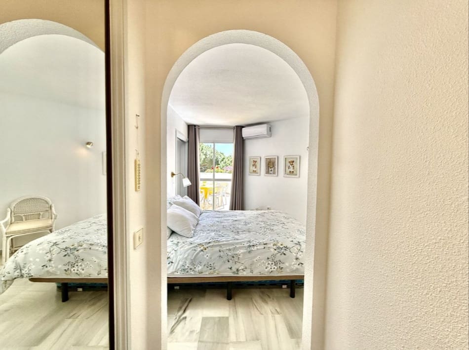3 Zimmer Penthouse zu verkaufen in Calahonda mit Pool - 439.000 € (Ref: 9813458)