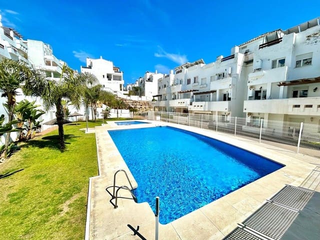 2 sovrum Lägenhet till salu i Estepona med pool - 299 000 € (Ref: 9813479)