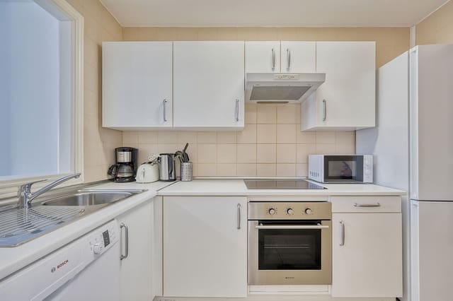Apartamento de 2 habitaciones en Riviera del Sol, Mijas en venta con piscina - 295.000 € (Ref: 9813486)