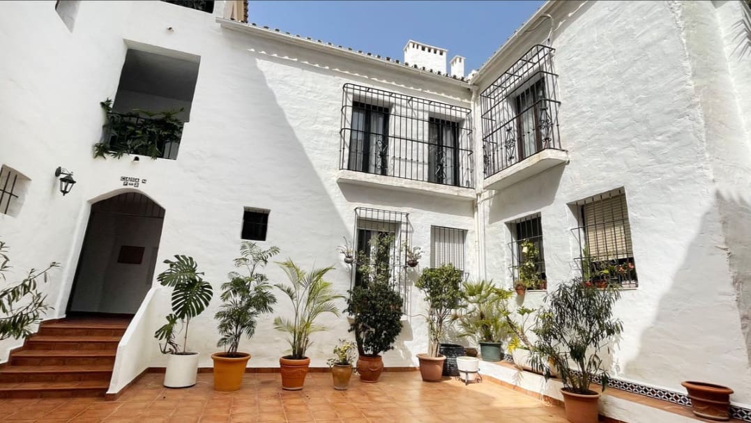 2 Zimmer Apartment zu verkaufen in Puerto Banus - 499.000 € (Ref: 9813494)