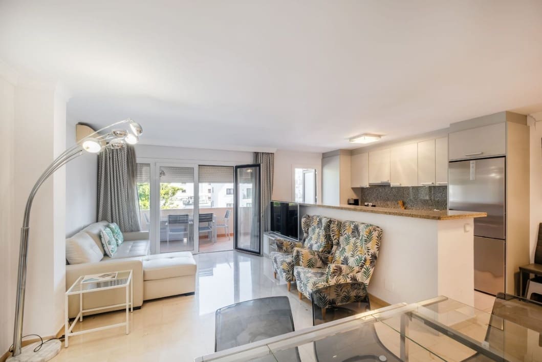 2 makuuhuone Huoneisto myytävänä paikassa Nueva Andalucia mukana uima-altaan - 497 500 € (Ref: 9813495)