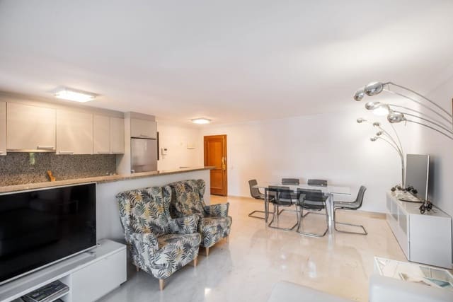 2 makuuhuone Huoneisto myytävänä paikassa Nueva Andalucia, Marbella mukana uima-altaan - 497 500 € (Ref: 9813495)