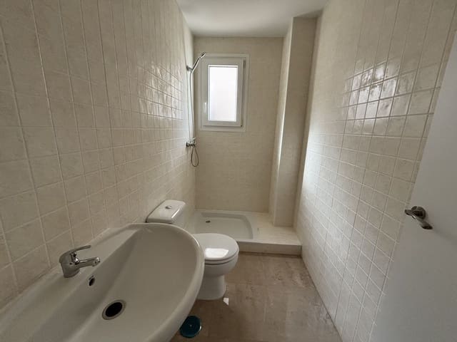 3 sypialnia Apartament na sprzedaż w La Duquesa / Puerto de la Duquesa, Manilva z basenem - 258 000 € (Ref: 9813500)
