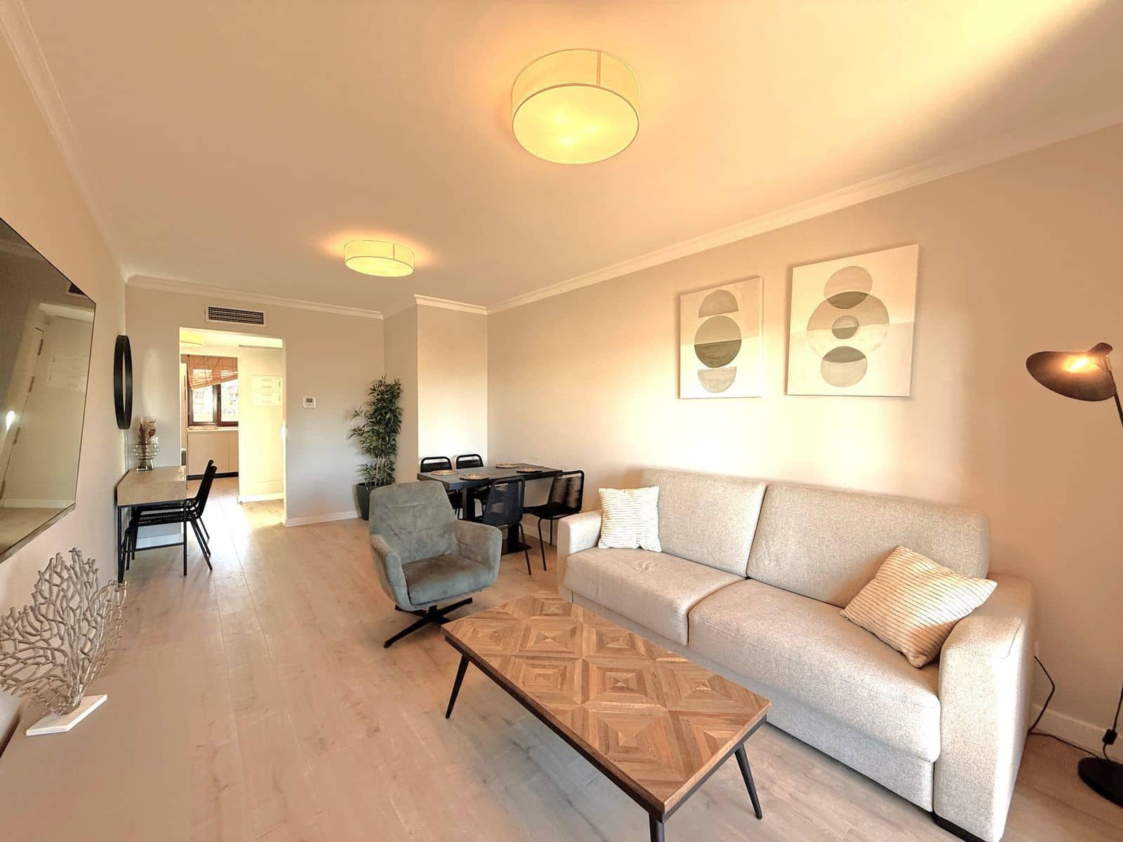 Ático de 3 habitaciones en Benahavís en venta con piscina - 400.000 € (Ref: 9813509)