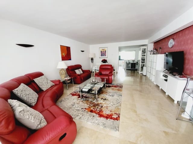 2 soveværelse Lejlighed til salg i Riviera del Sol, Mijas med swimmingpool - € 349.000 (Ref: 9813512)