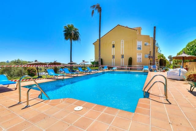 Apartamento de 2 habitaciones en Bel-Air, Estepona en venta con piscina garaje - 299.000 € (Ref: 9814024)