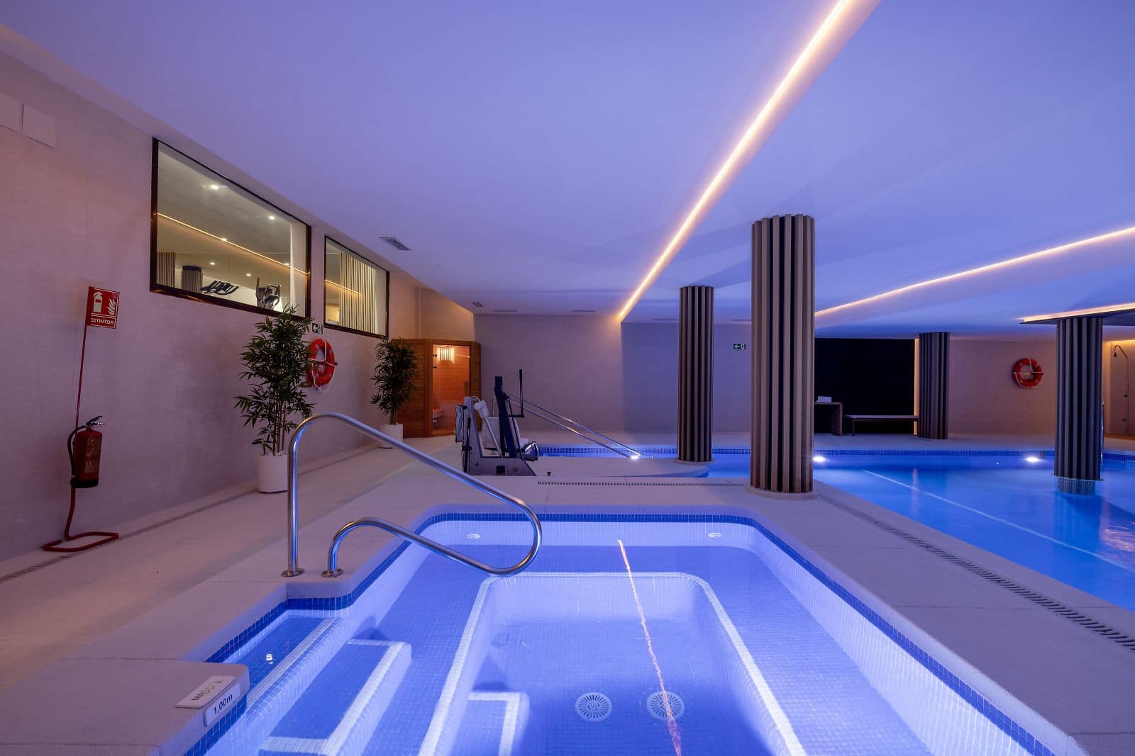 3 quarto Apartamento para venda em Estepona com piscina garagem - 470 250 € (Ref: 9814029)