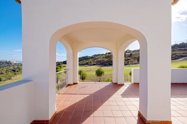 3 quarto Apartamento para venda em Valle Romano Golf, Estepona com piscina garagem - 470 250 € (Ref: 9814029)