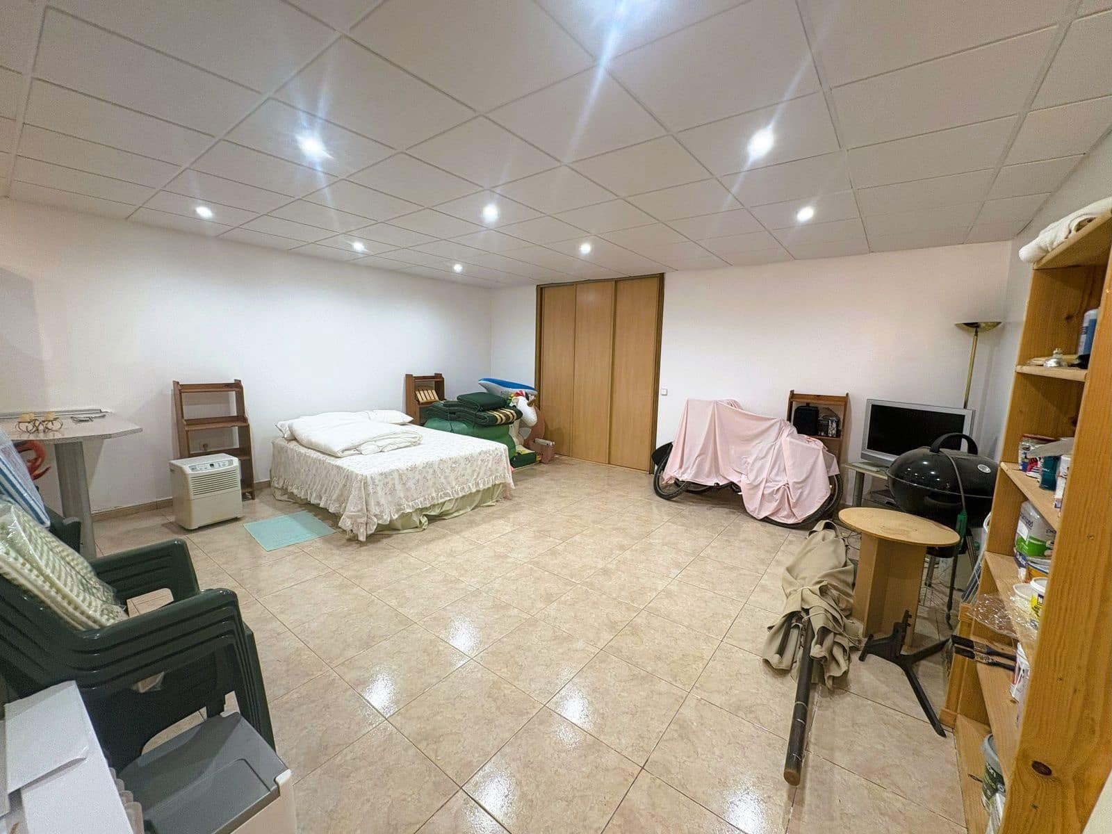 3 sypialnia Dom na sprzedaż w La Duquesa / Puerto de la Duquesa z basenem - 385 000 € (Ref: 9814046)
