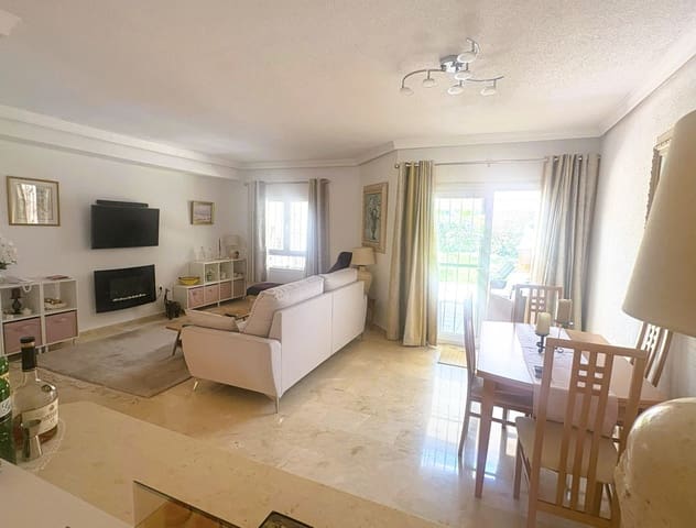 3 sypialnia Dom na sprzedaż w La Duquesa / Puerto de la Duquesa, Manilva z basenem - 385 000 € (Ref: 9814046)