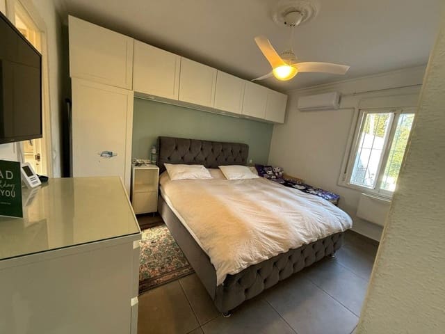 3 quarto Moradia Geminada para venda em Estepona com piscina - 348 000 € (Ref: 9814051)