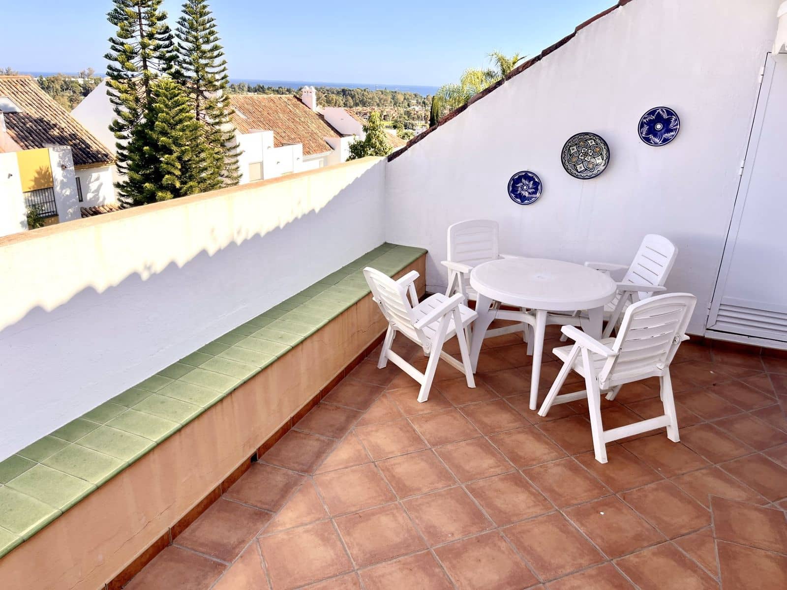 3 quarto Casa em Banda para venda em Estepona com piscina - 490 000 € (Ref: 9814072)
