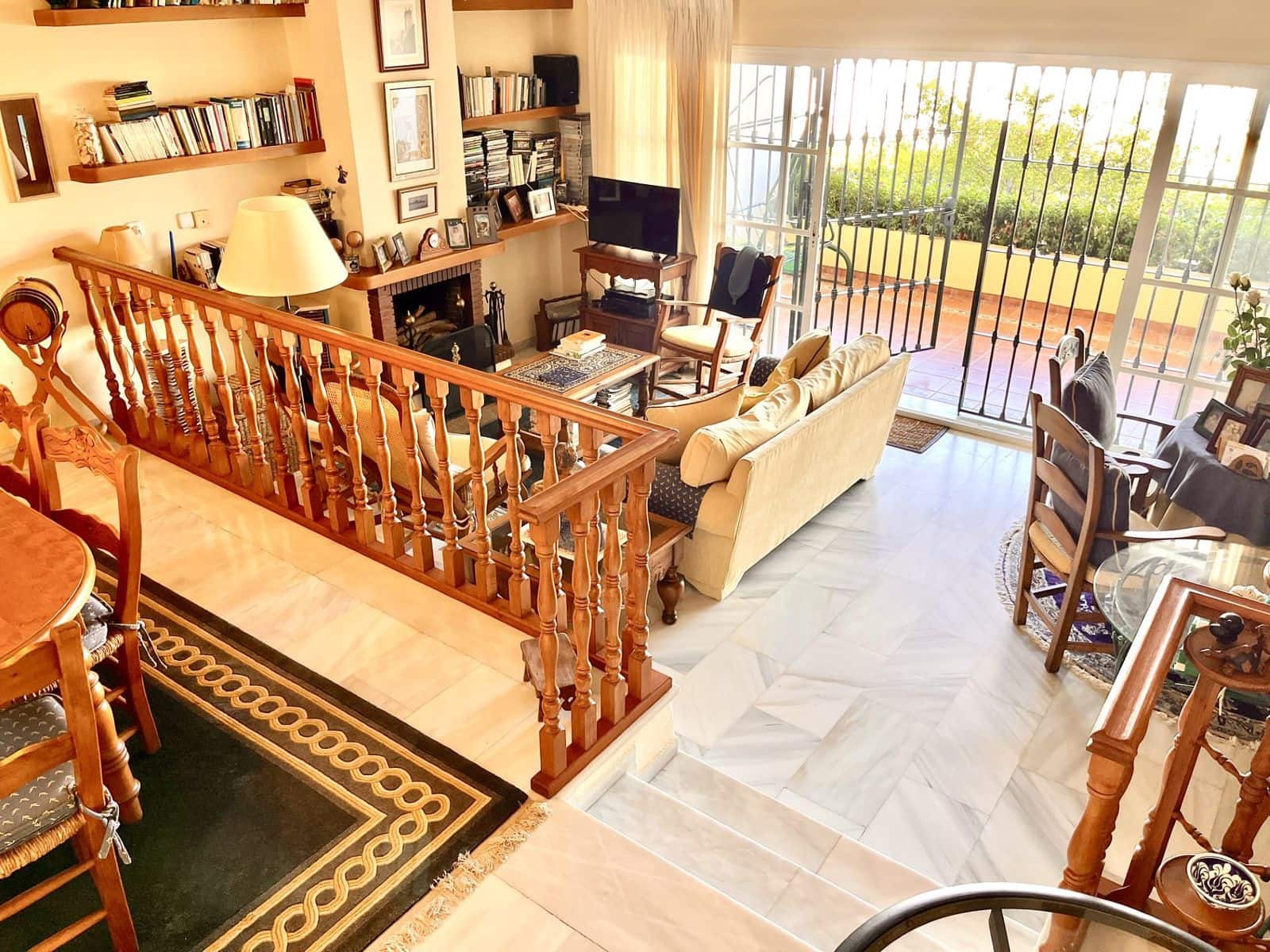 3 quarto Casa em Banda para venda em Estepona com piscina - 490 000 € (Ref: 9814072)