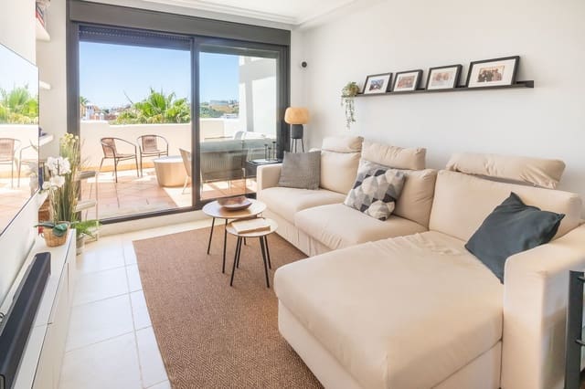 2 Zimmer Penthouse zu verkaufen in Estepona mit Pool Garage - 450.000 € (Ref: 9816296)