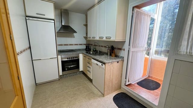 3 bedroom Penthouse for sale in Casares with pool - € 355,000 (Ref: 9816309)