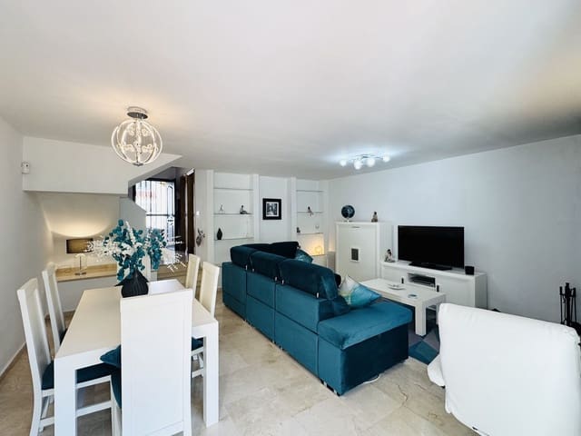 3 bedroom Townhouse for sale in Casares with pool - € 440,000 (Ref: 9816314)