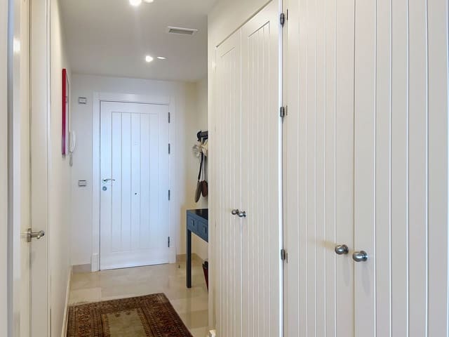 2 sypialnia Apartament na sprzedaż w Manilva z basenem garażem - 439 000 € (Ref: 9816349)