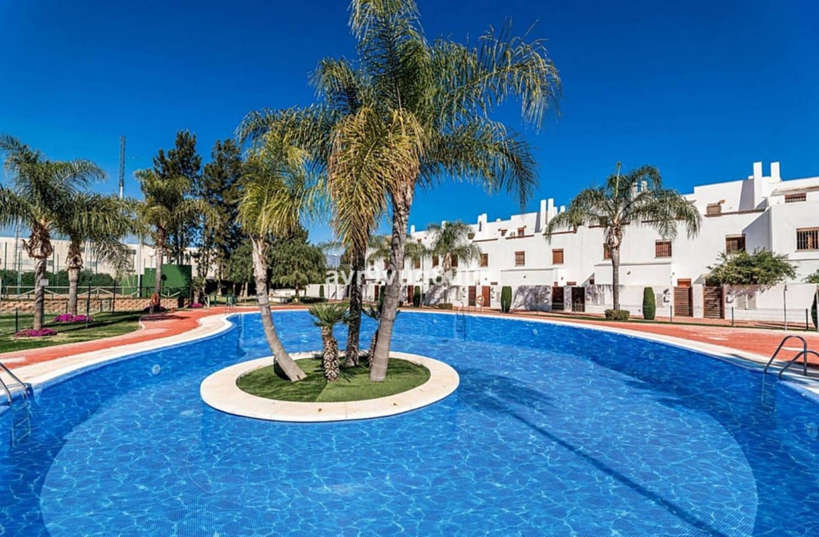 2 sovrum Lägenhet till salu i La Cala de Mijas med pool garage - 495 000 € (Ref: 9823261)