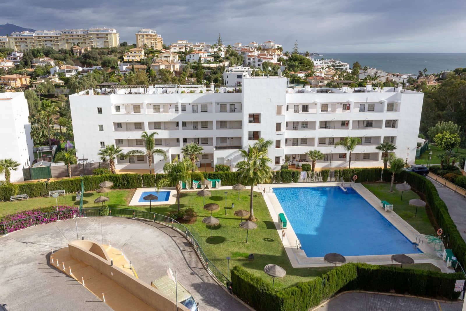 2 slaapkamer Appartement te koop in La Cala de Mijas met zwembad - € 299.000 (Ref: 9826810)