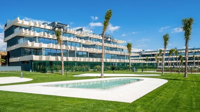 2 sovrum Lägenhet till salu i New Golden Mile, Estepona med pool garage - 489 000 € (Ref: 9826823)