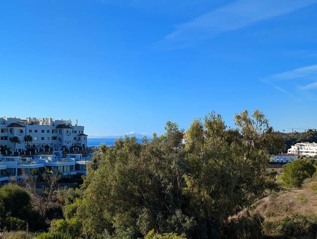 2 sovrum Lägenhet till salu i New Golden Mile, Estepona med pool garage - 489 000 € (Ref: 9826823)