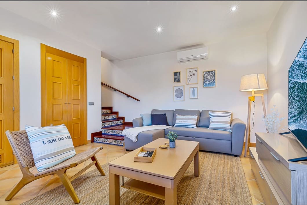 2 slaapkamer Appartement te koop in La Cala de Mijas met zwembad garage - € 365.000 (Ref: 9829546)