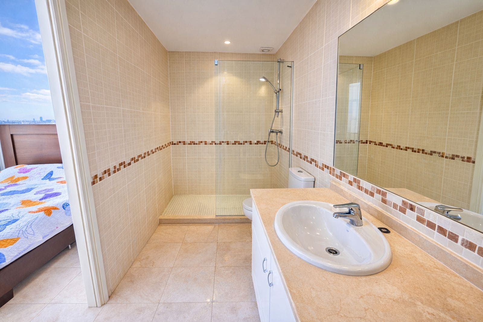 3 soverom Penthouse til salgs i La Duquesa / Puerto de la Duquesa med svømmebasseng - € 325 000 (Ref: 9829616)