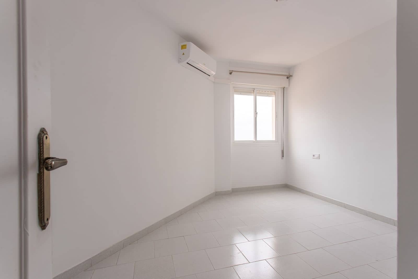 2 slaapkamer Appartement te koop in Riviera del Sol met zwembad - € 299.500 (Ref: 9829633)