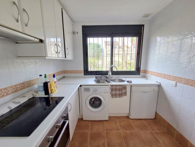 3 soveværelse Byhus til salg i La Duquesa / Puerto de la Duquesa, Manilva med swimmingpool - € 299.000 (Ref: 9829646)