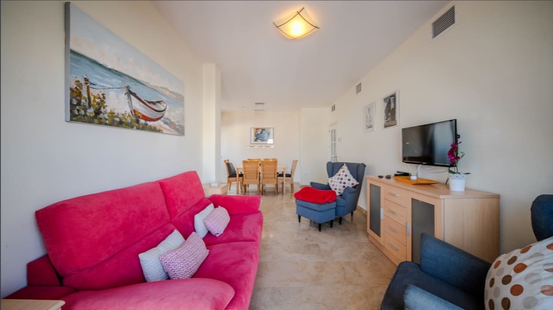 2 sovrum Takvåning till salu i La Duquesa / Puerto de la Duquesa med pool - 349 000 € (Ref: 9832321)