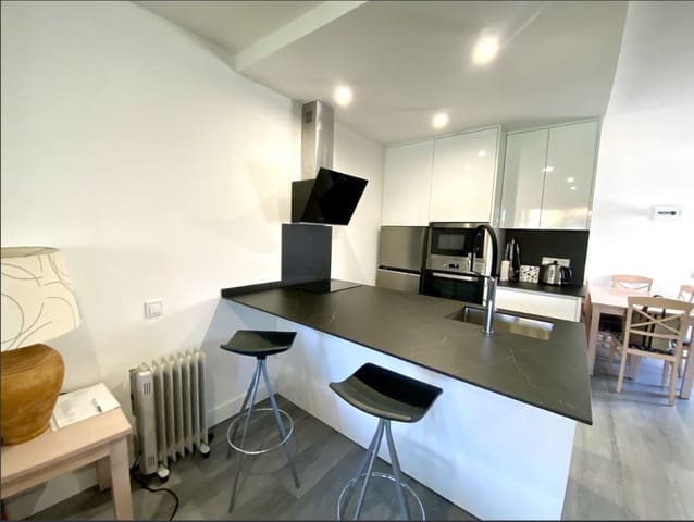 2 soverom Leilighet til salgs i Puerto Banus, Marbella med svømmebasseng - € 475 000 (Ref: 9838356)